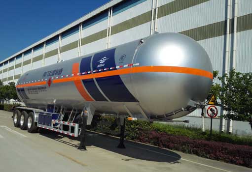 宏图牌13.7米26.3吨3轴液化气体运输半挂车(HT9409GYQA13)
