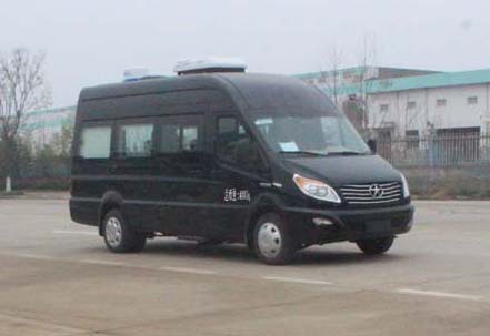 LXQ5040XSW商务车