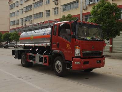 程力威牌CLW5140GYWZ5氧化性物品罐式運輸車