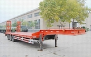 低平板半挂车