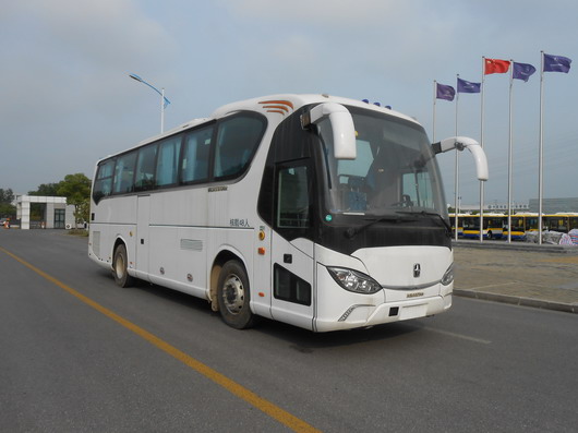亚星牌10.7米24-48座客车(YBL6110HQCP1)