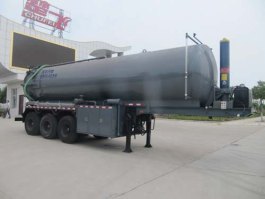 吸污半挂车