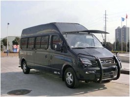 大通牌SH5041XYBA4D5-T运兵车