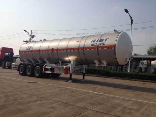 瑞江牌12.5米30吨3轴液化气体运输半挂车(WL9400GYQ)