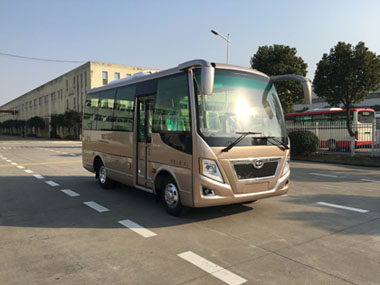 华新牌HM6605LFD5J客车图片