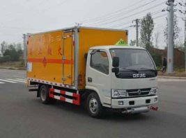 爆破器材运输车