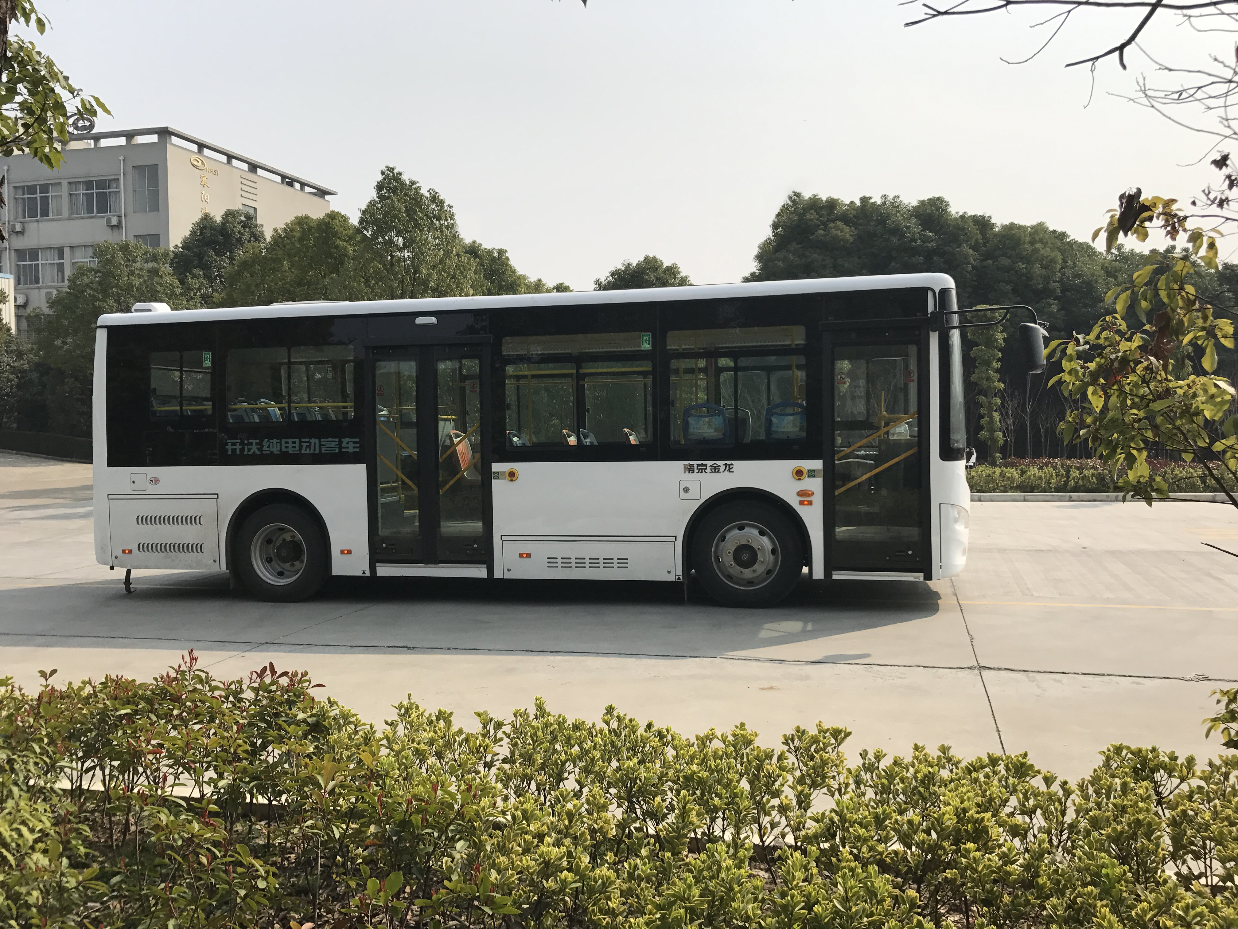 开沃牌NJL6859BEV38纯电动城市客车公告图片