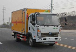 爆破器材运输车
