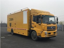工程车