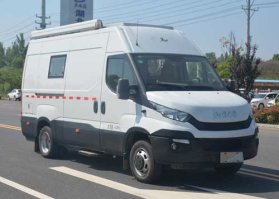 多士星牌JHW5043XLJ旅居车