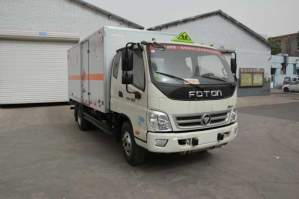 爆破器材运输车