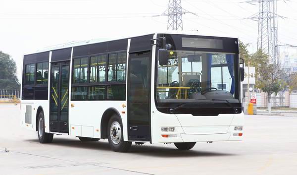 金旅牌8.5米13-27座纯电动城市客车(XML6855JEVW0C3)