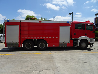 天河牌LLX5295GXFPM120/SDK泡沫消防车