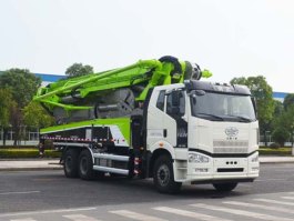 混凝土泵车