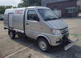 路面养护车
