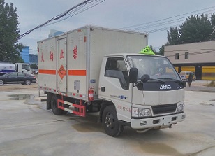 程力威牌CLW5041XQYJ5爆破器材運輸車公告圖片