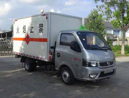 华通牌HCQ5036XRYE5易燃液体厢式运输车