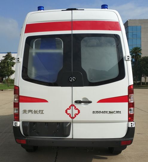 北京牌BJ5040XJHCJ01救护车公告图片