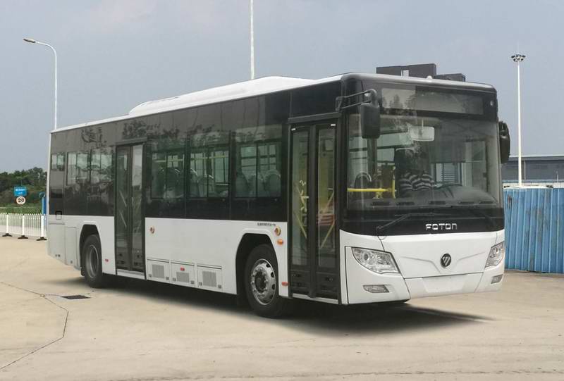 福田牌BJ6105EVCA-31纯电动城市客车公告图片