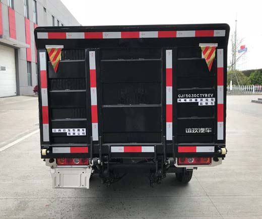 谊玖牌GJF5030CTYBEV纯电动桶装垃圾运输车公告图片
