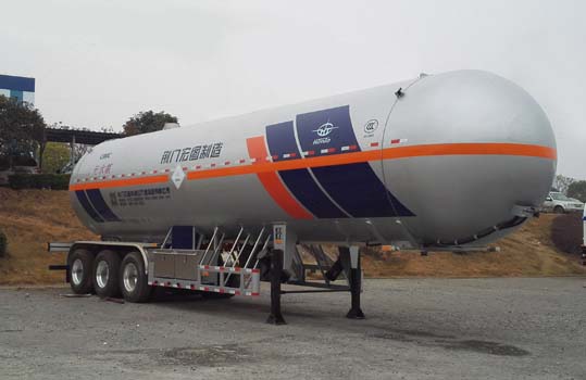 宏图牌13.3米27.1吨3轴液化气体运输半挂车(HT9409GYQC2)