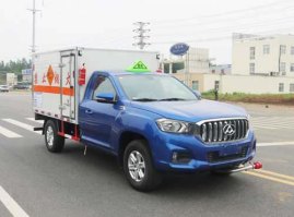 爆破器材运输车