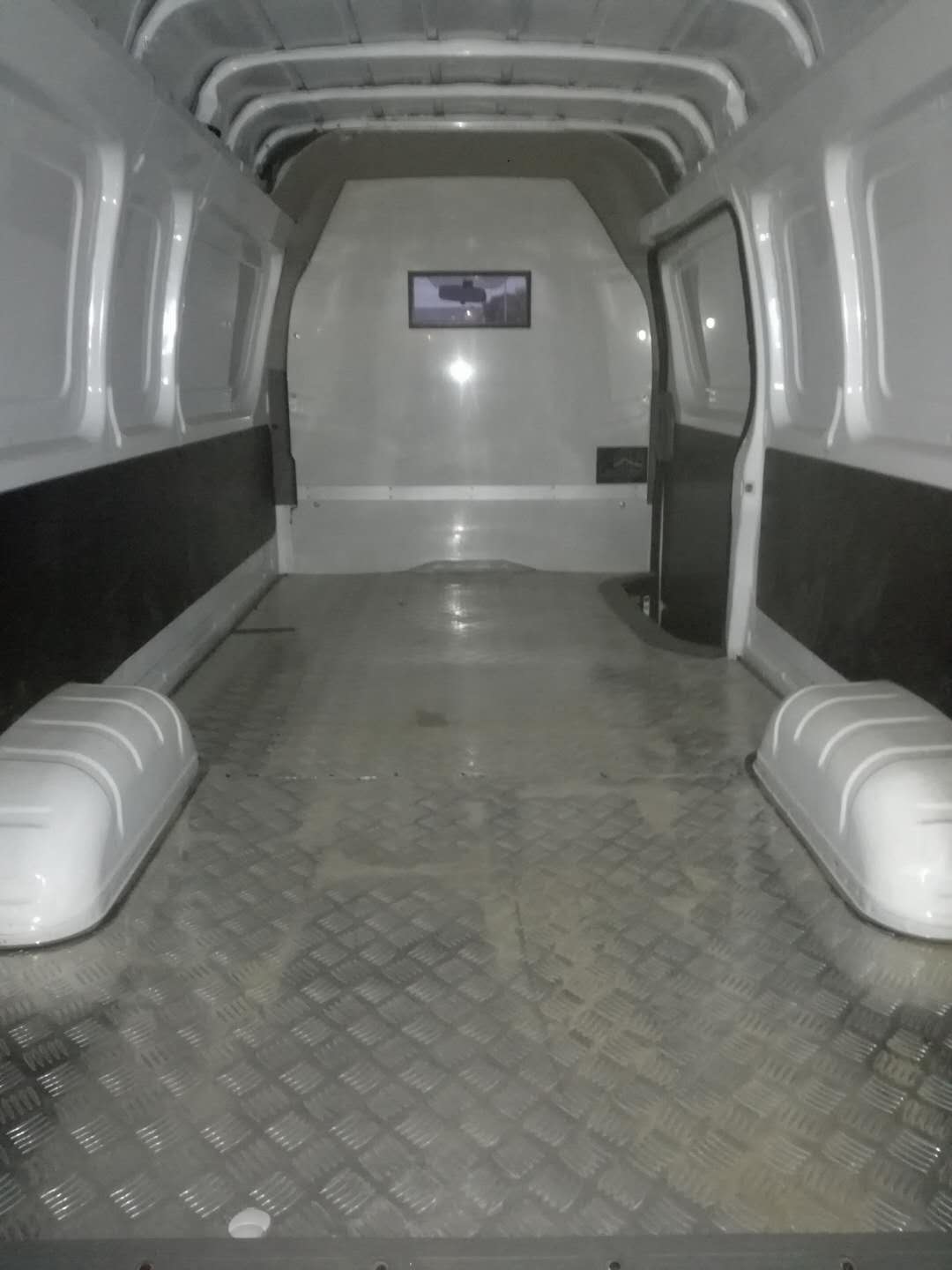 海格牌KLQ5041XXYBEV1纯电动厢式运输车公告图片