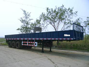 神行牌13米31.8吨3轴半挂车(YGB9402)