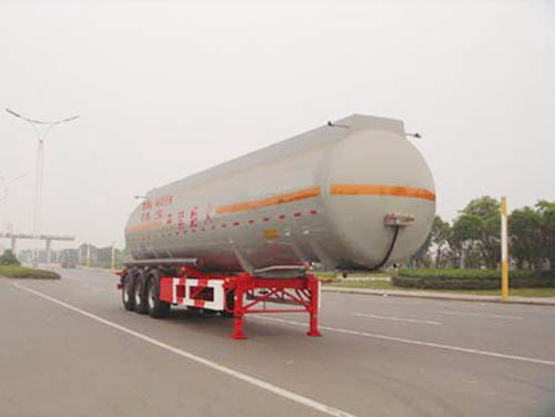 中集牌13米30.5吨3轴易燃液体罐式运输半挂车(ZJV9409GRYTHB)