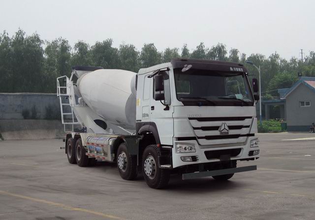 ZZ5317GJBN3667E1L型混凝土搅拌运输车图片