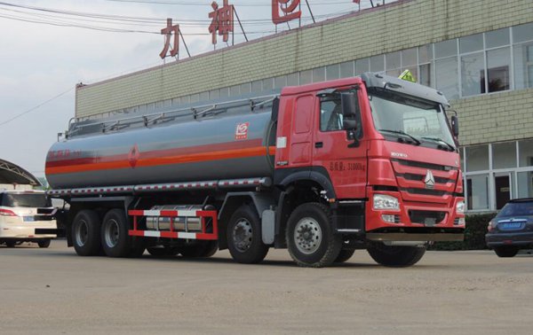 SLS5310GRYZ5型铝合金易燃液体罐式运输车图片
