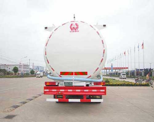 华威驰乐牌SGZ5311GFLZZ5KL低密度粉粒物料运输车公告图片