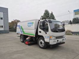 吸尘车