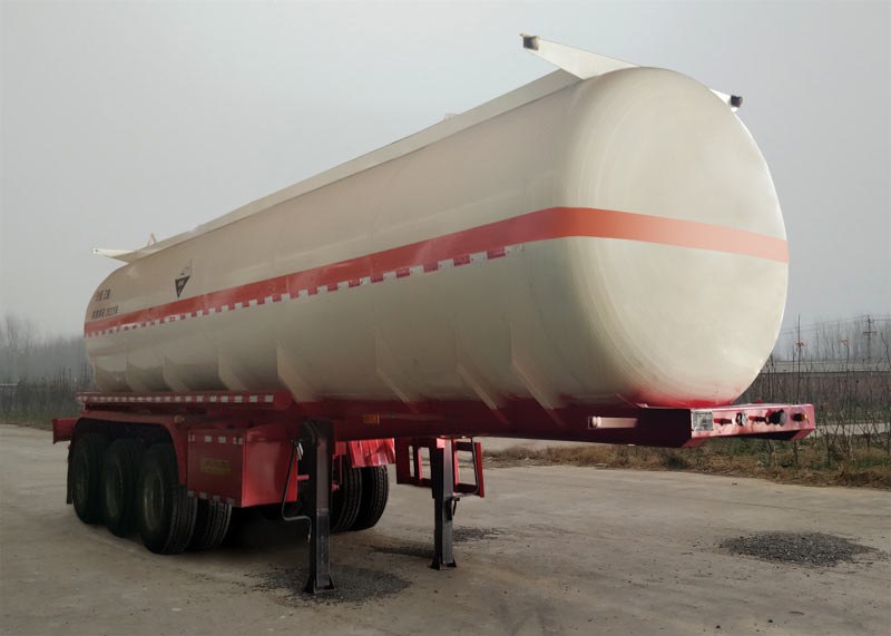 齐鲁中亚牌10米29.4吨3轴腐蚀性物品罐式运输半挂车(DEZ9400GFW)
