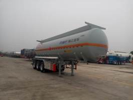 易燃液体罐式运输半挂车