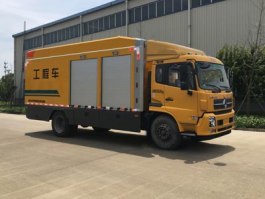 工程车