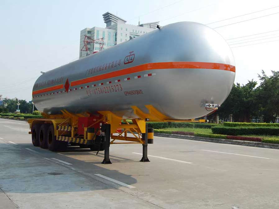 久远牌13米24.7吨3轴液化气体运输半挂车(KP9405GYQBA)
