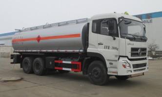 运油车