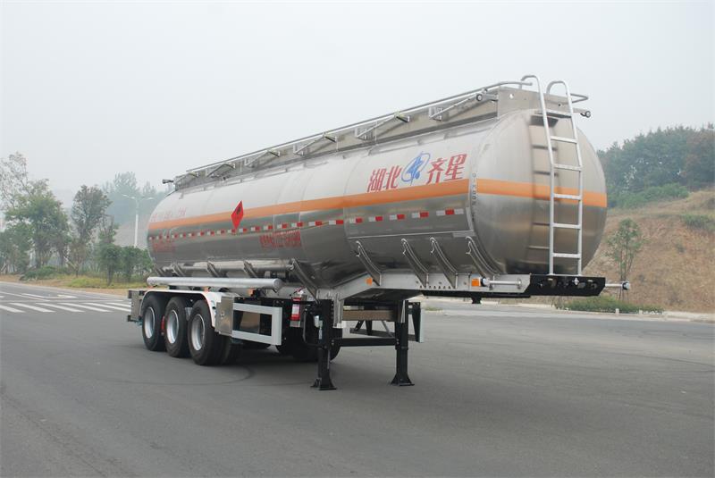 齐星牌12米33.5吨3轴铝合金易燃液体罐式运输半挂车(QXC9406GRY)