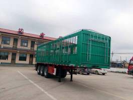 仓栅式运输半挂车