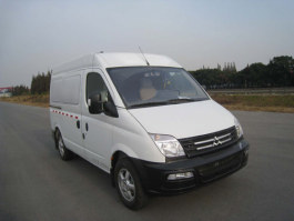 大通牌SH5030XXYA8D5-2厢式运输车