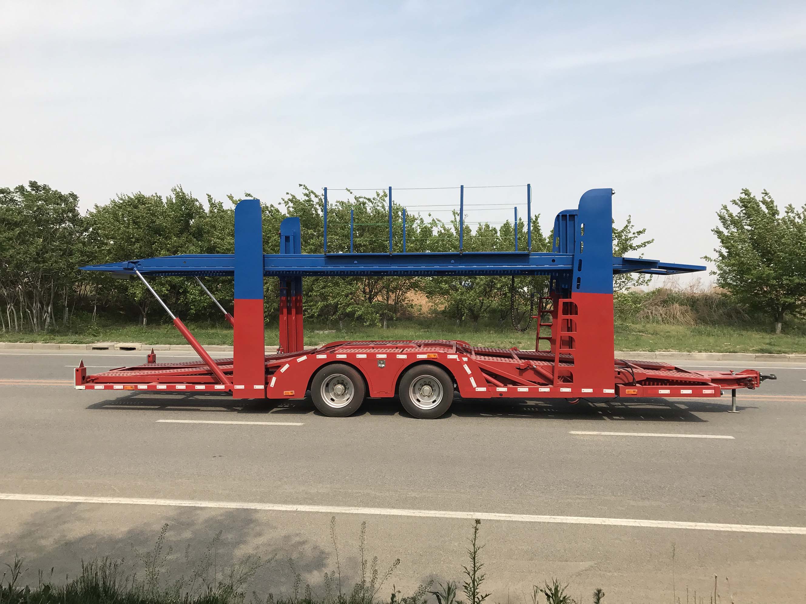天野牌sty9160tcl中置轴车辆运输挂车