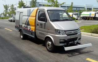 路面养护车