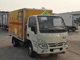爆破器材运输车