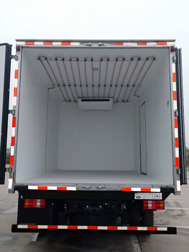 盼科牌AXH5040XLCNG冷藏車公告圖片