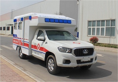 大通牌SH5032XJHE8D5监护型救护车