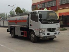 运油车
