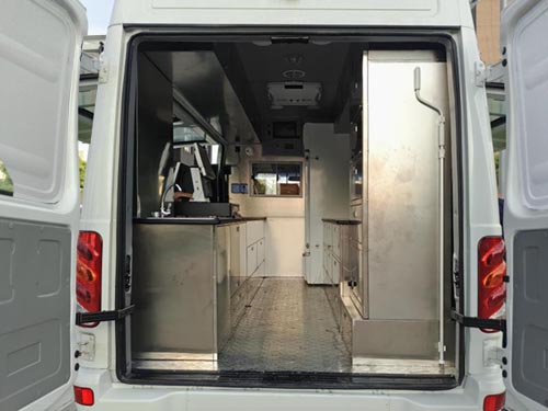 依維柯牌NJ5047XSHEVFC純電動售貨車公告圖片