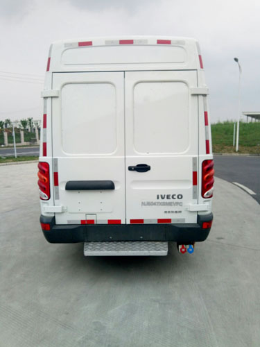 依維柯牌NJ5047XSHEVFC純電動售貨車公告圖片