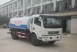 绿化喷洒车